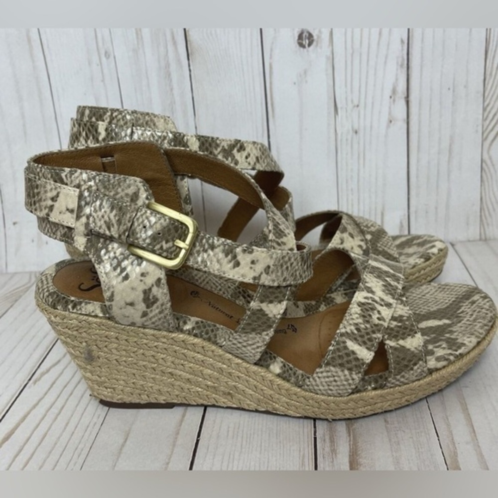 UEC.Sofft Cream and Brown Wedge Sandals with Espadrille Sole Sz 7.5